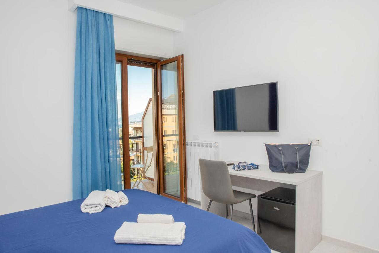 Le Tre Ccc Bed & Breakfast ซอร์เรนโต ภายนอก รูปภาพ