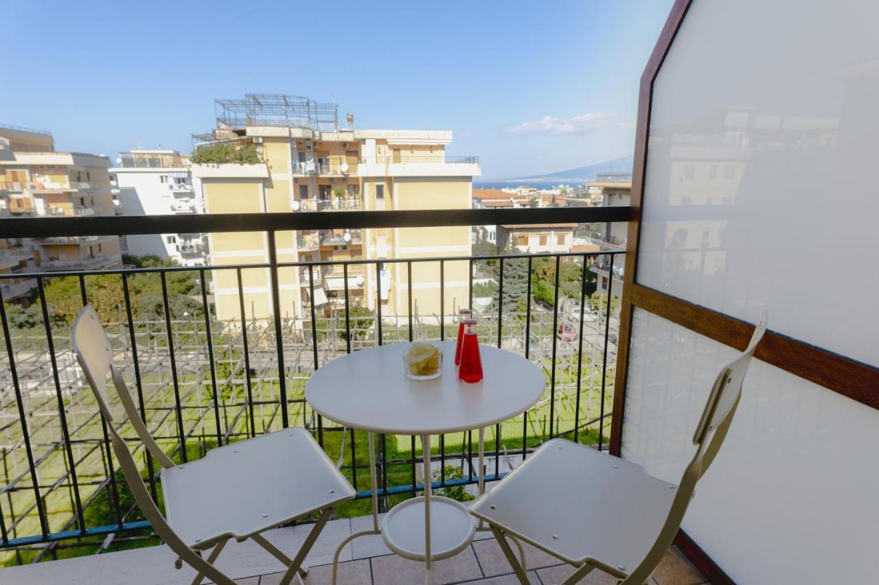 Le Tre Ccc Bed & Breakfast ซอร์เรนโต ภายนอก รูปภาพ